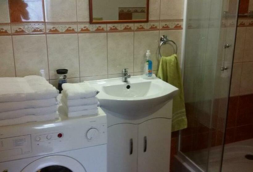 Дом 1 Спальня, Rendeki Vendégház, önálló Ház
