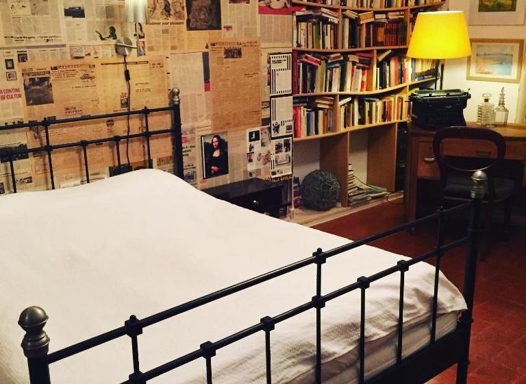 اتاق استاندارد سه تخته با سرویس بهداشتی مشترک, Le Flamant Rouge Guesthouse