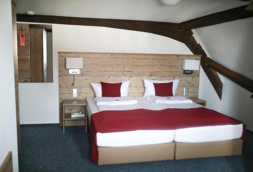 Номер Стандарт, Gasthaus Hotel Zum Kreuz