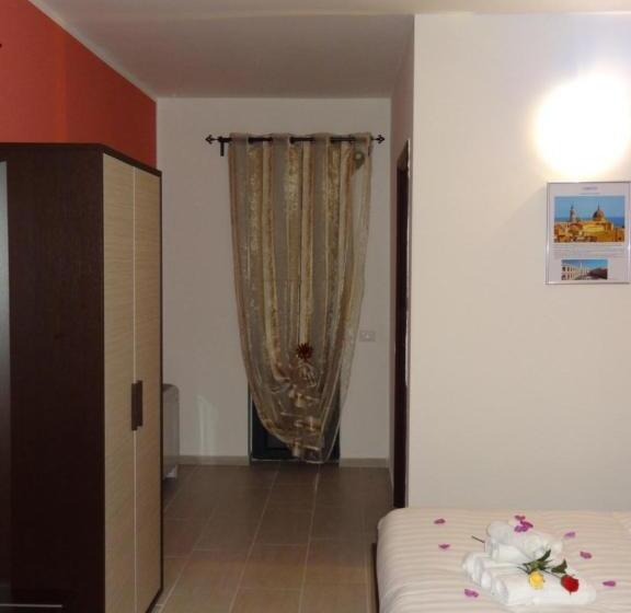 Четырехместный Номер Стандарт, Affittacamere Rooms Di Matteo