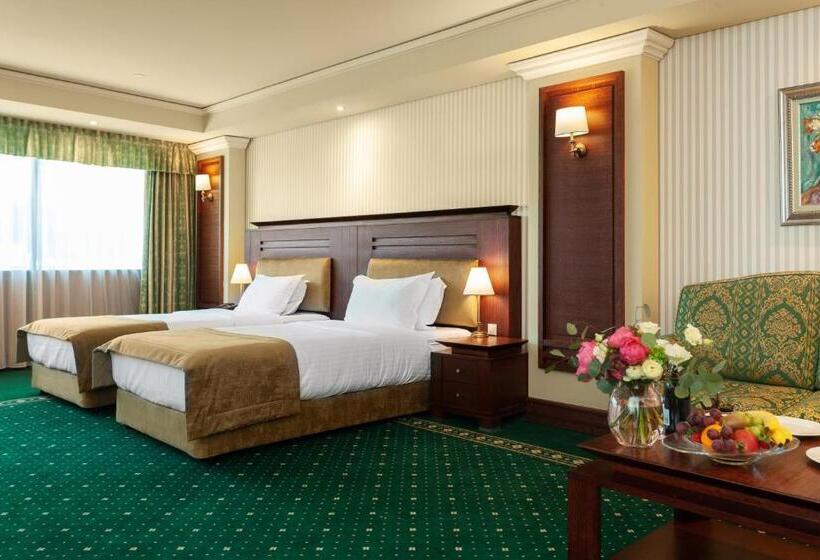 Номер Superior, Grand Hotel Sofia