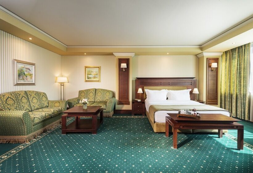 Номер Superior, Grand Hotel Sofia