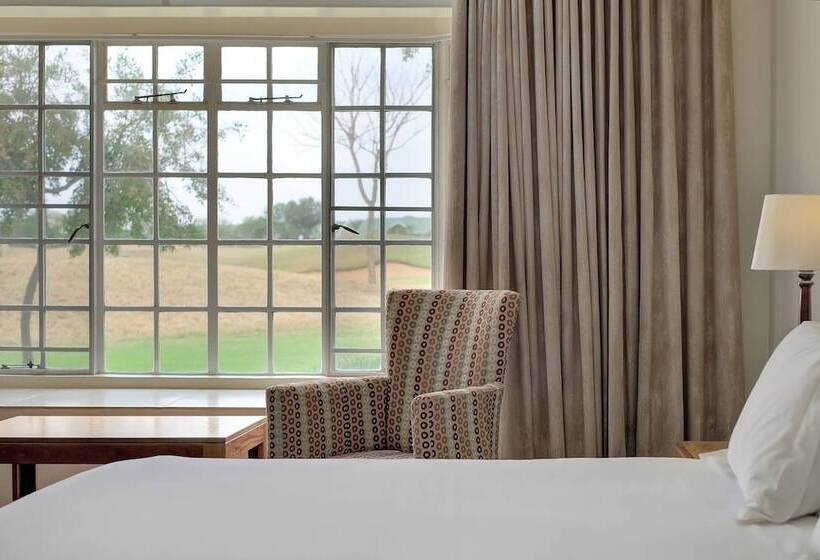 Шале 1 Спальня, Protea Hotel By Marriott Polokwane Ranch Resort