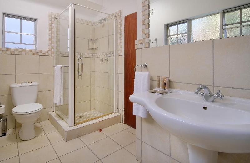 Номер Стандарт Вид на Сад, Protea Hotel By Marriott Polokwane Ranch Resort