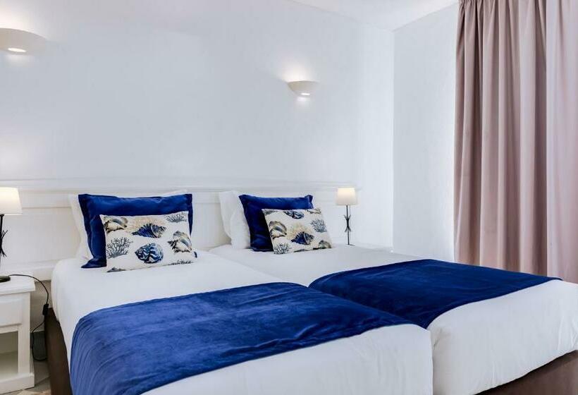 Quarto Triplo Standart, Monica Isabel Beach Club