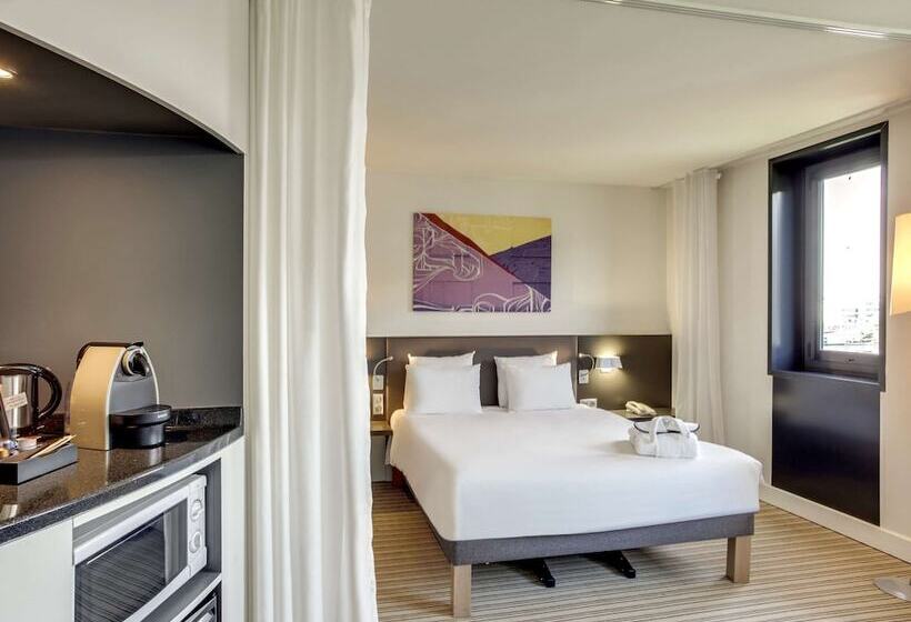 Люкс Superior, Novotel Suites Paris Stade De France