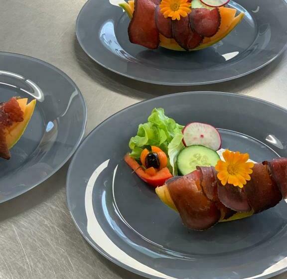 Номер Стандарт Совместная Ванная, Restaurant Emshorn
