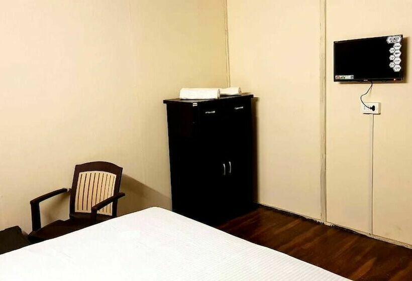 Номер Стандарт Двуспальная Кровать Адаптированный для Инвалидов, Swachh Room