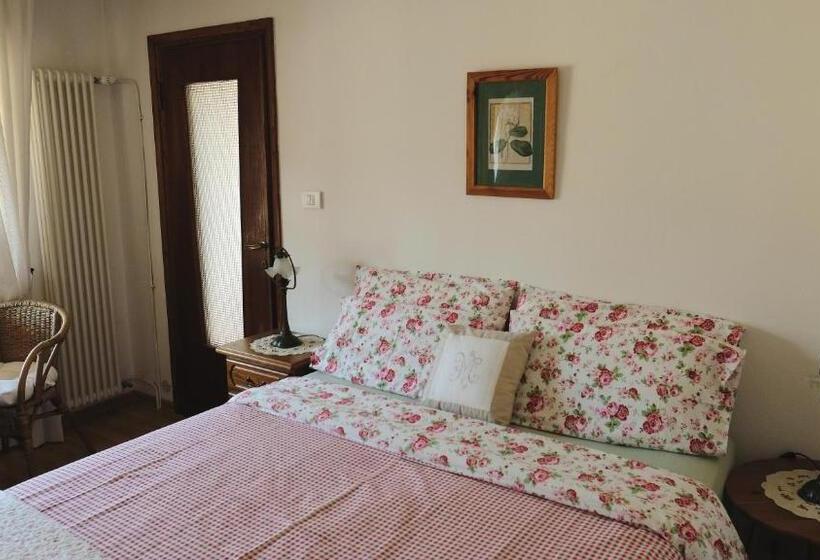 Номер Стандарт с Балконом, B&b Mamma Mia