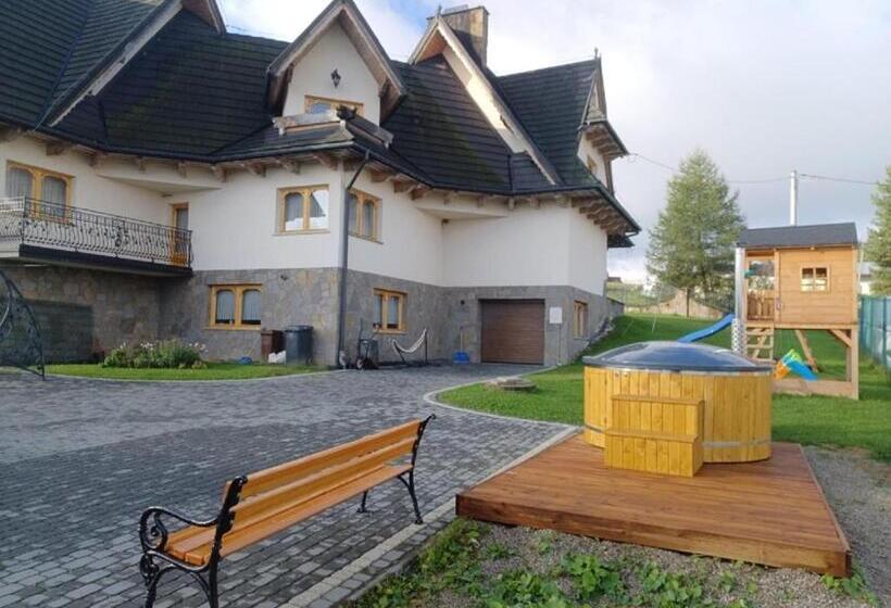 Семейный Номер, Podhalanski Dworek Z Jacuzzi