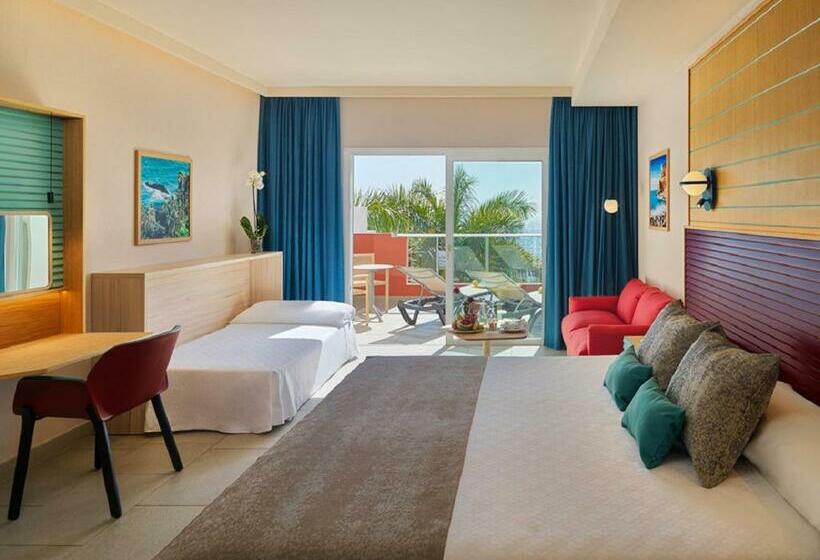Семейный Номер, Adrián Hoteles Roca Nivaria