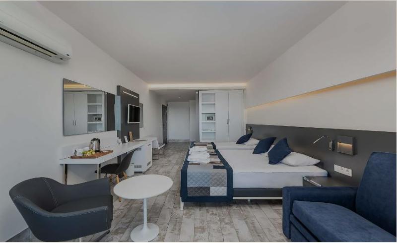 اتاق سوپریور با چشم‌انداز دریا, White City Beach Adult Only