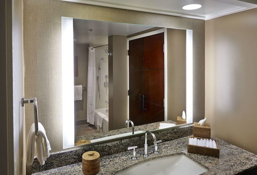 스위트, Hilton Hawaiian Village Waikiki Beach Resort
