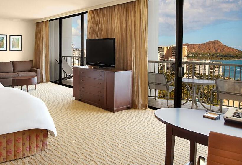 주니어 스위트 바다 전망, Hilton Hawaiian Village Waikiki Beach Resort