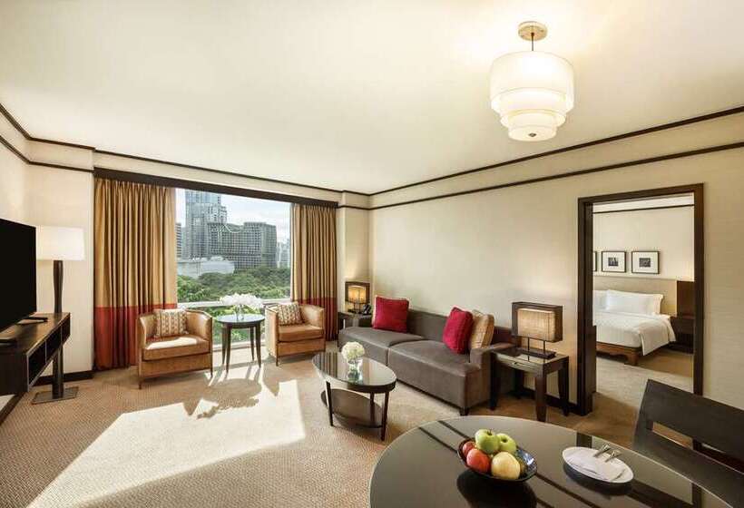 스위트 킹사이즈 침대, Hilton Hawaiian Village Waikiki Beach Resort
