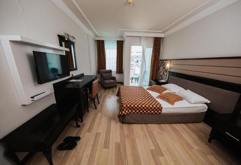 Quarto Estandar, Rox Resort