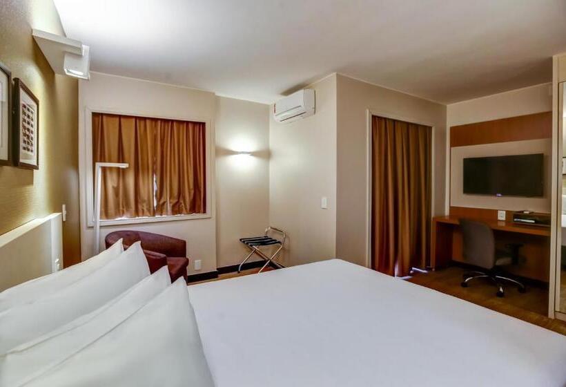 디럭스 스위트, Comfort Suites Brasilia