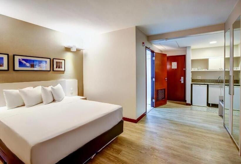스탠다드 스튜디오, Comfort Suites Brasilia