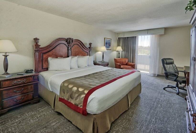 Suite 2 Dormitorios, Ramada By Wyndham Albuquerque Midtown