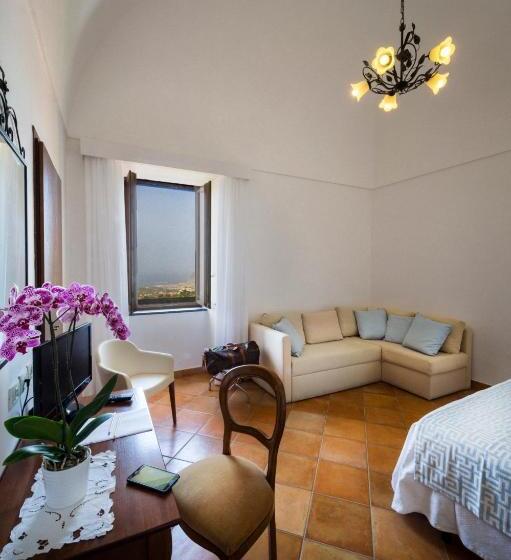 带大床的套房, Agriturismo Antico Casale Colli Di San Pietro