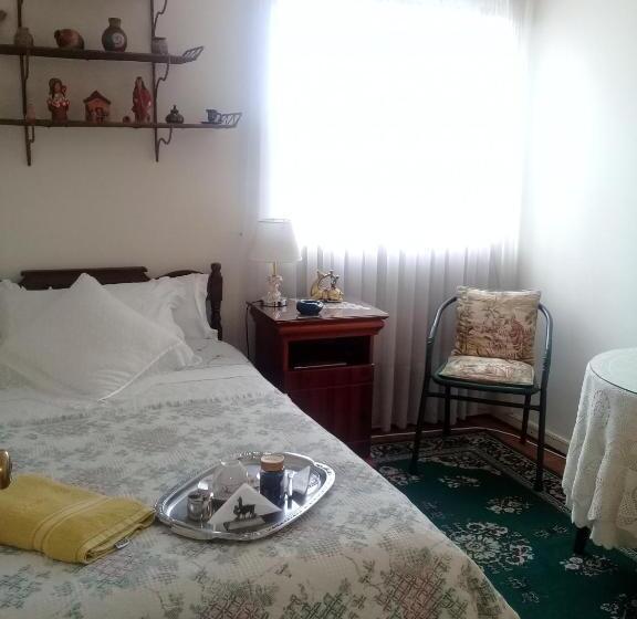 اتاق استاندارد یک نفره, Hostal Don Mariano