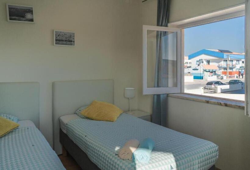 Номер Стандарт, Beach Avenue Apartment
