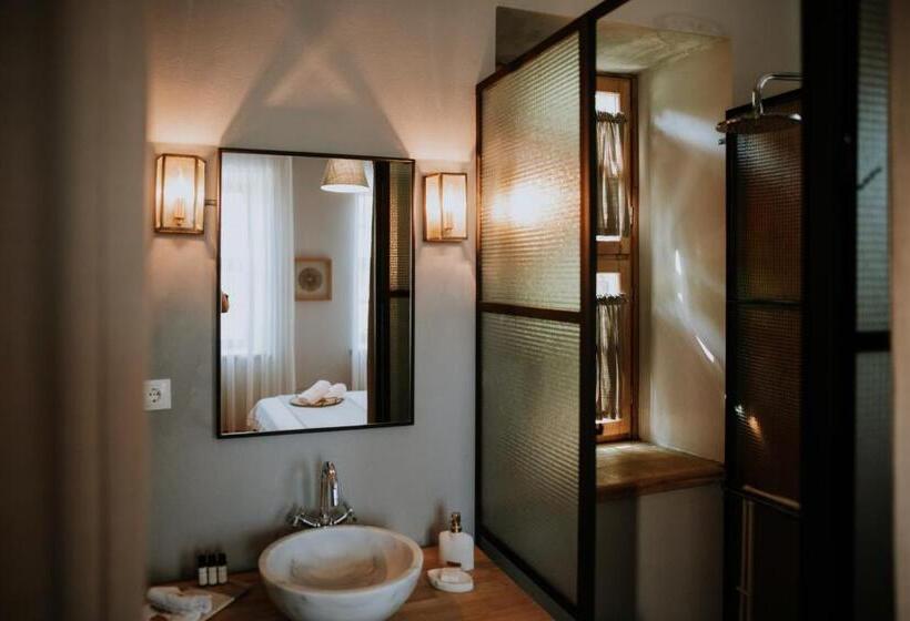 带阳台套房, Perlacia Hotel Adatepe