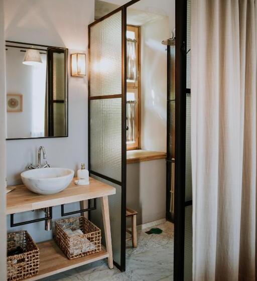 Люкс с Балконом, Perlacia Hotel Adatepe