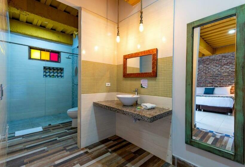 스탠다드 룸 킹사이즈 침대, Nq Hotel Orinoquia