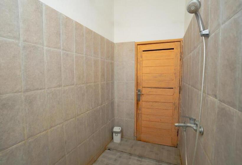 Номер Стандарт, Reddoorz Syariah Near Lombok Epicentrum Mall