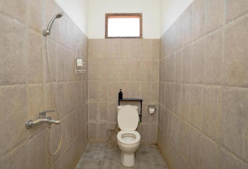 Номер Стандарт, Reddoorz Syariah Near Lombok Epicentrum Mall