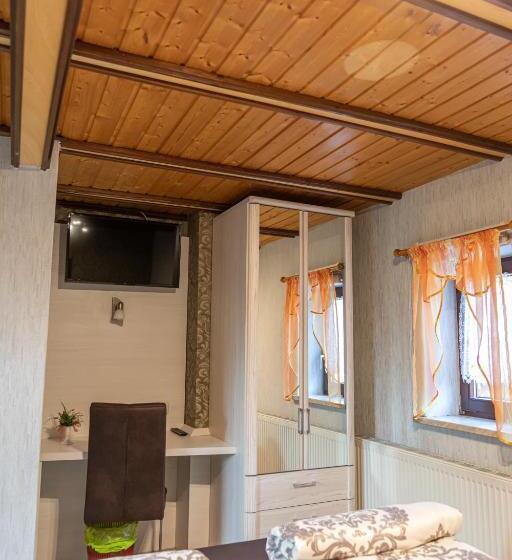 Номер Стандарт, Gaststätte Und Pension Zur Einkehr