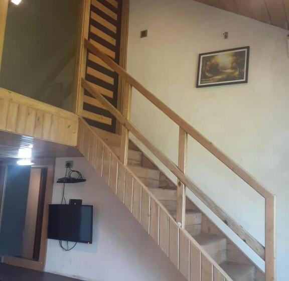 Номер Стандарт с Балконом, Gourish Resort