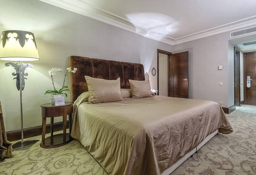 스위트, Dobedan Exclusive Hotel & Spa