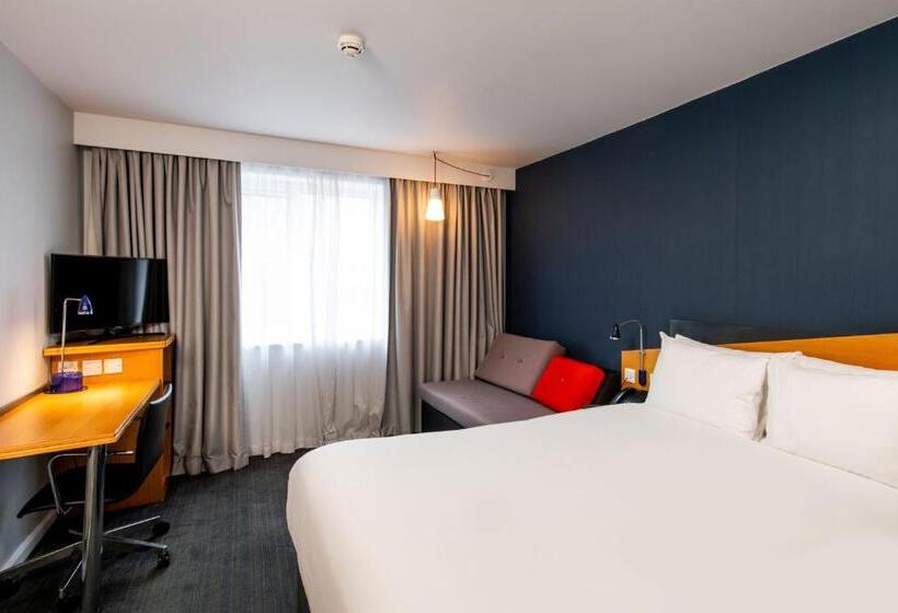 Номер Стандарт, Holiday Inn Express Gloucester   South, An Ihg