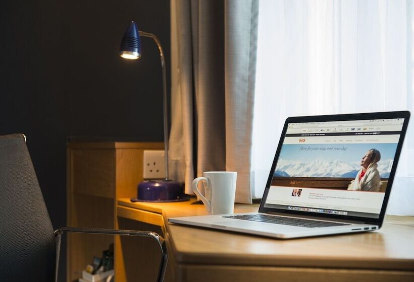Номер Стандарт, Holiday Inn Express Gloucester   South, An Ihg