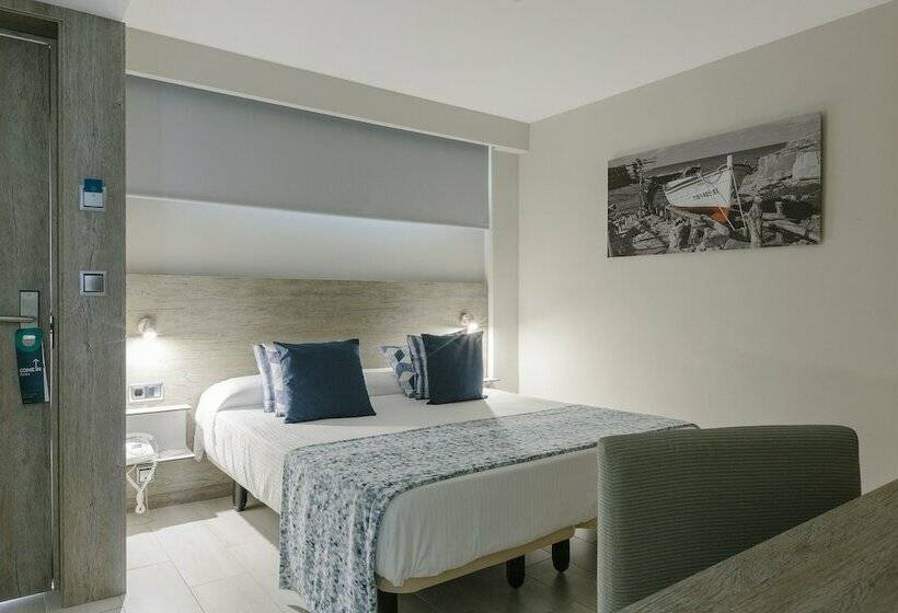 스탠다드 스튜디오, Leonardo Royal Mallorca Palmanova Bay