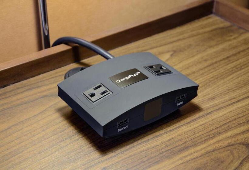 キングサイズベッドのスタンダードルーム, Four Points By Sheraton Halifax