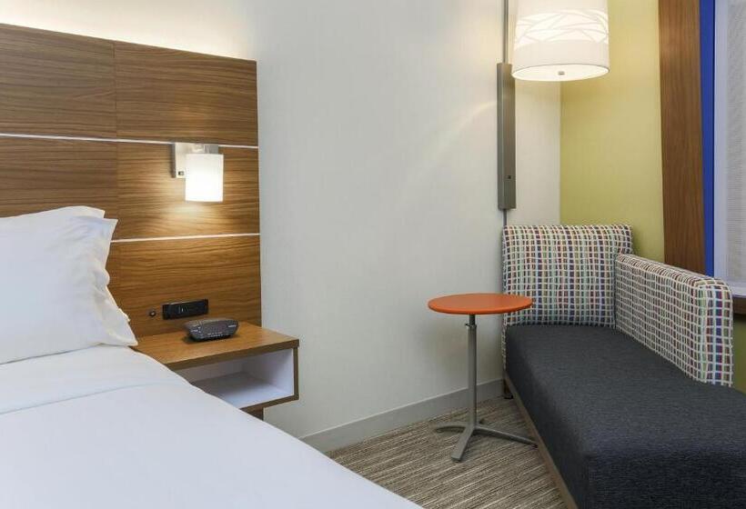 Номер Стандарт, Holiday Inn Express Irondequoit, An Ihg