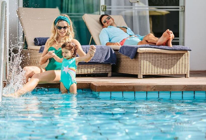 سوییت جونیور, Sofianna Resort & Spa