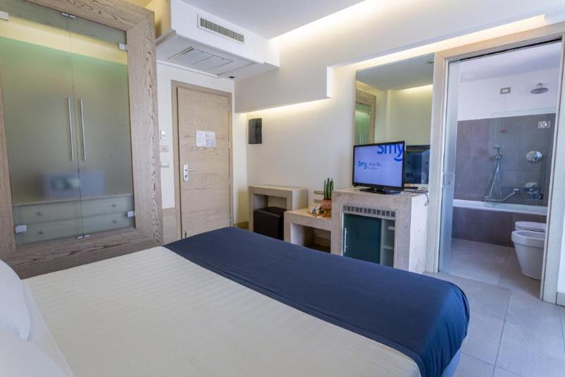 اتاق استاندارد با بالکن, Smy Aran Blu Roma Mare