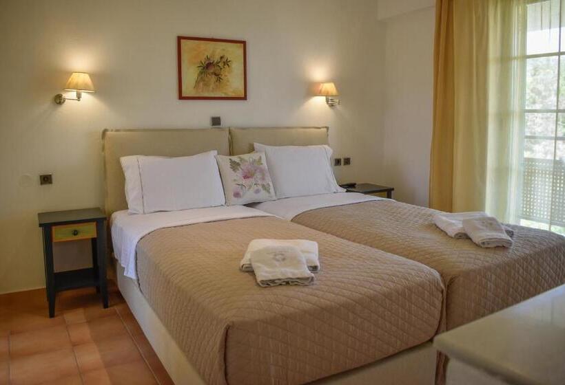 Номер Стандарт Вид на Море, Hotel Dafni