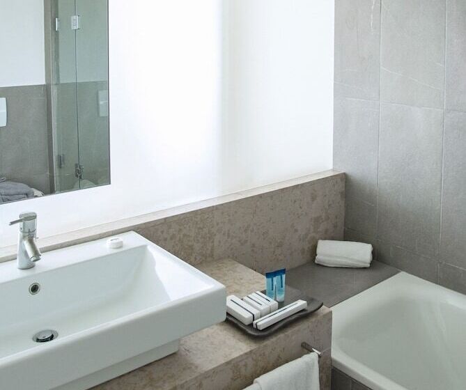 اتاق استاندارد با بالکن, Smy Aran Blu Roma Mare