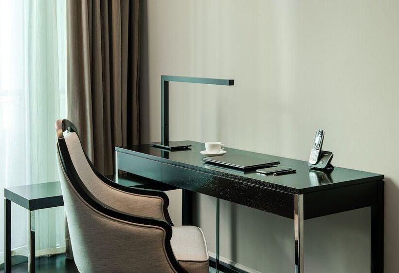 3 Bedroom Premium Apartment, Ascott Kuala Lumpur
