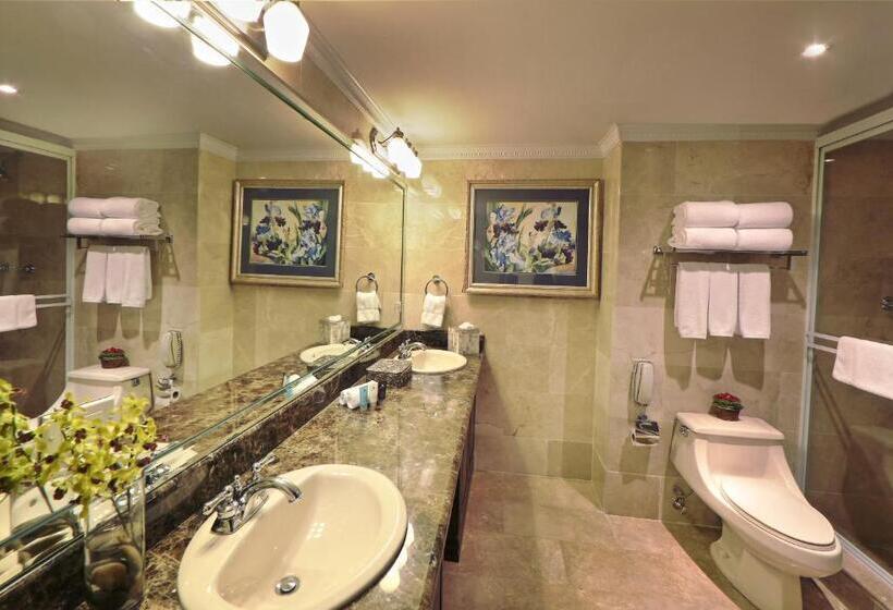 جناح ملكى, Crowne Plaza Panama, An Ihg