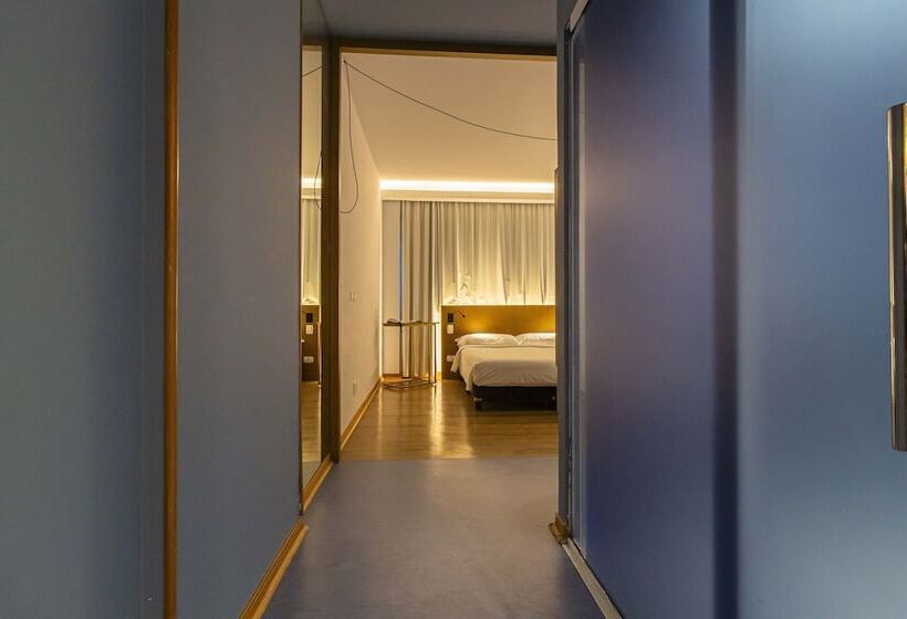 标准间带双人床, Euro Suite Curitiba Batel