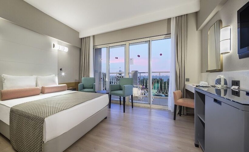 Семейный Номер Вид на Море, Trendy Aspendos Beach