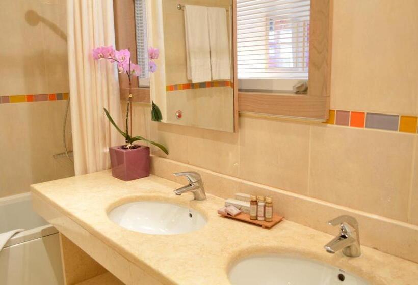 Студия Стандарт, Flamingo Grand Hotel & Spa