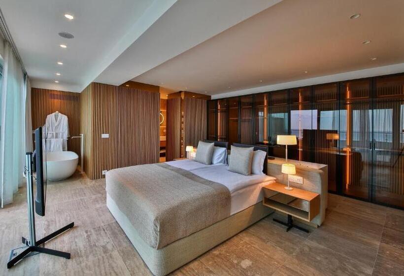 Апартаменты Пентхаус 1 Спальня, Flamingo Grand Hotel & Spa