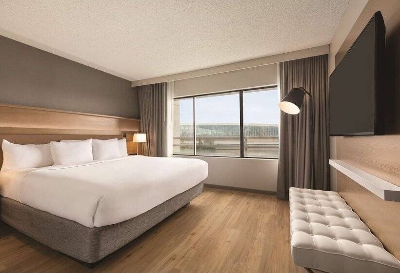 Lakosztály, Radisson Hotel Seattle Airport